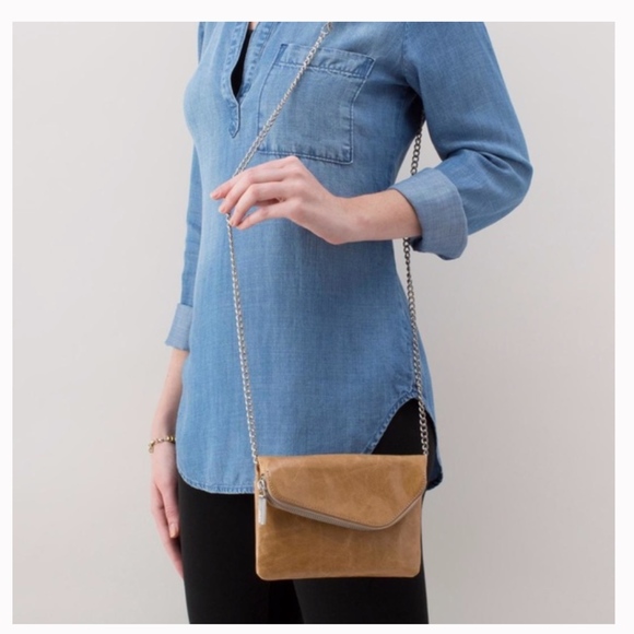 NWT Hobo Daria Leather Crossbody Clutch - Picture 5 of 5